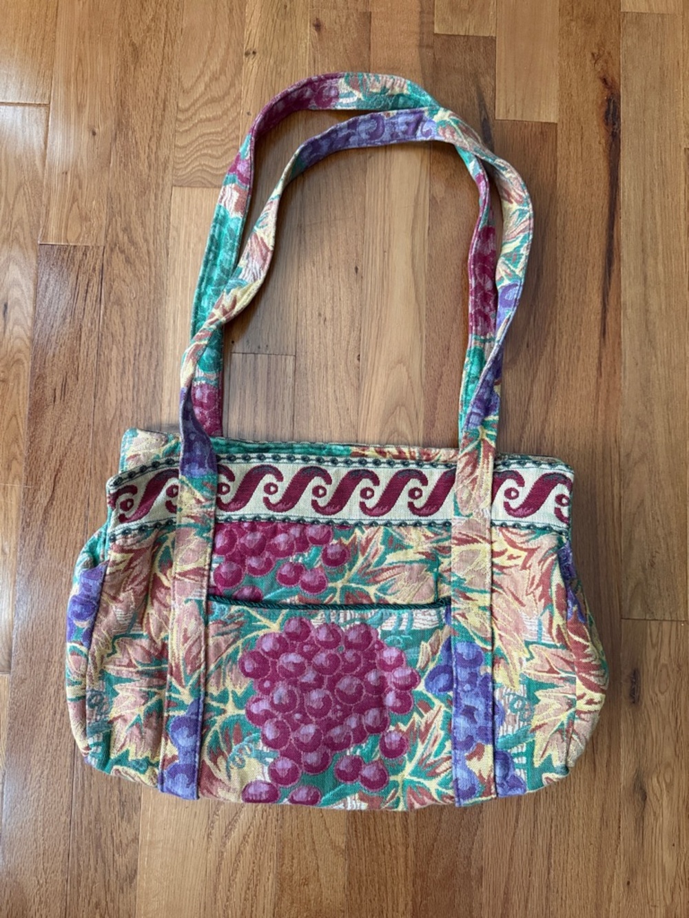Vintage Tapestry Wine Grapes Shoulder Bag Tote Bag